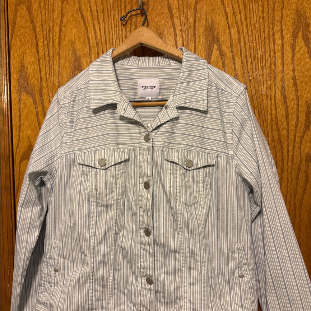 Liverpool Los Angeles Blue and White Striped Denim Jacket Size Medium